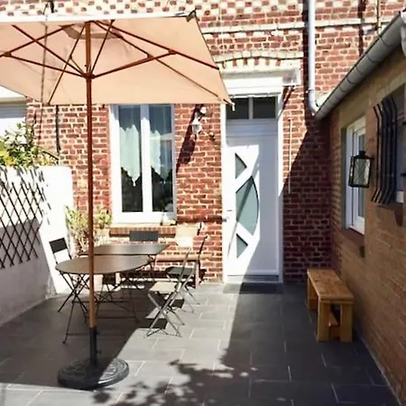 Holiday home Maison De *